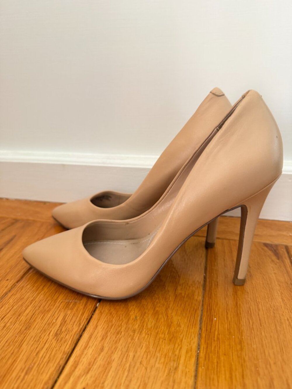 Charles by Charles David Nude Leather Pointed Toe Stiletto Pump Sz 5 - Picture 2 of 5